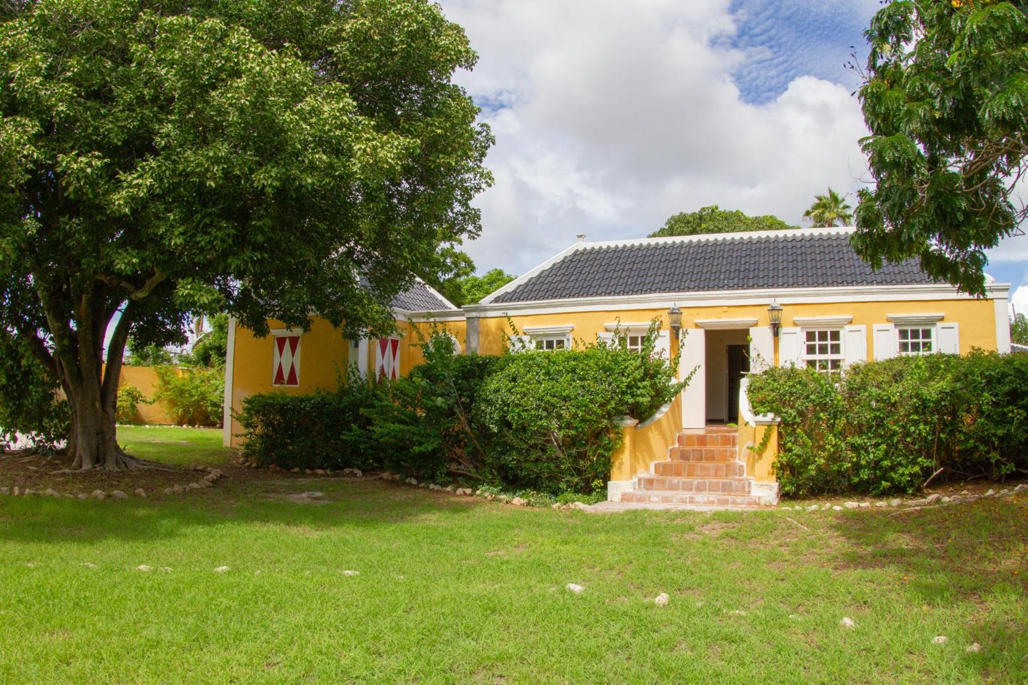 Landhuis Francia Willemstad Buitenkant foto